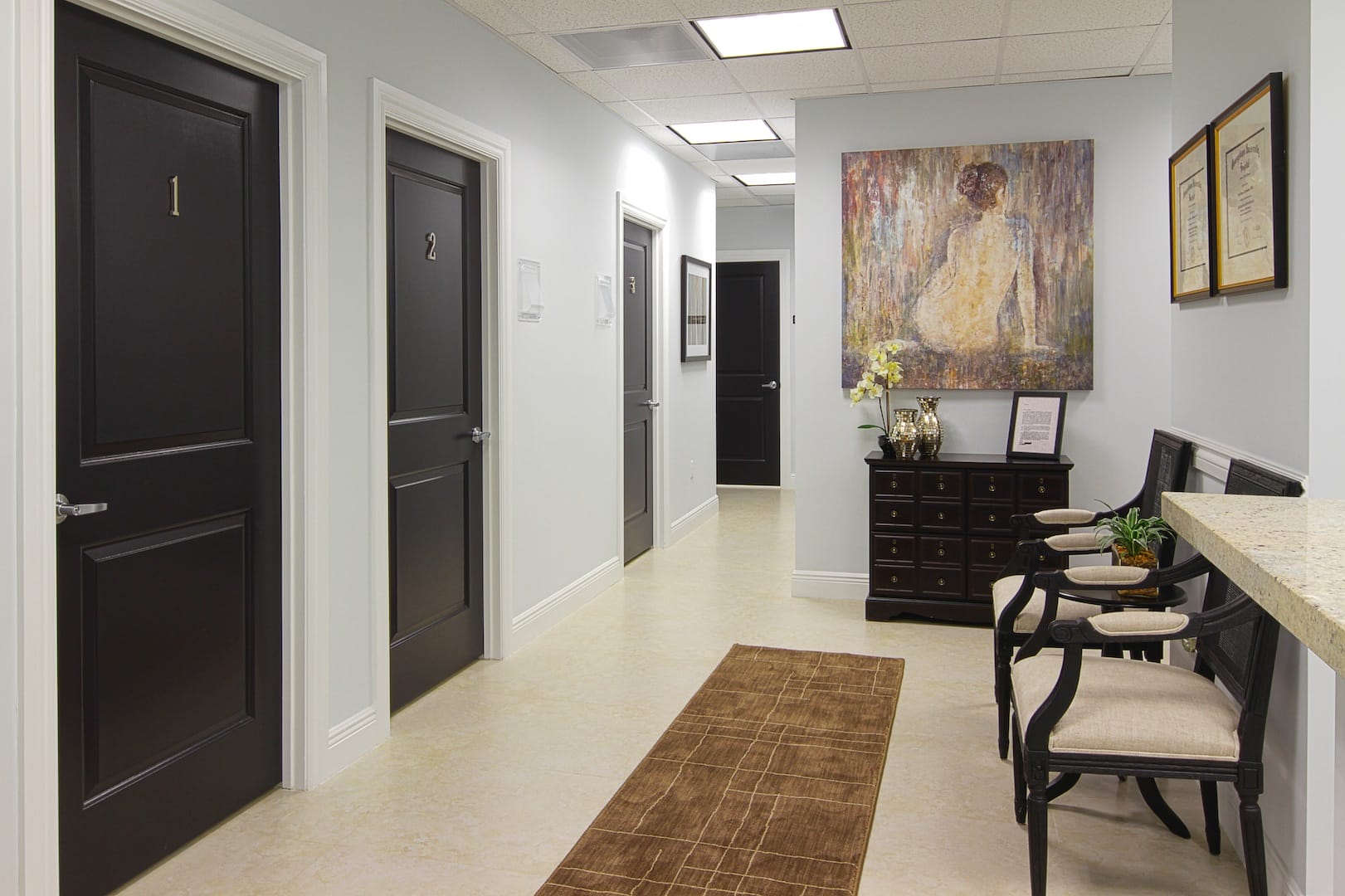 Thomassen Plastic Surgery Our Office