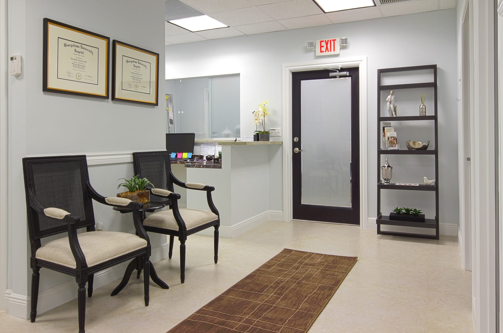 Thomassen Plastic Surgery Our Office